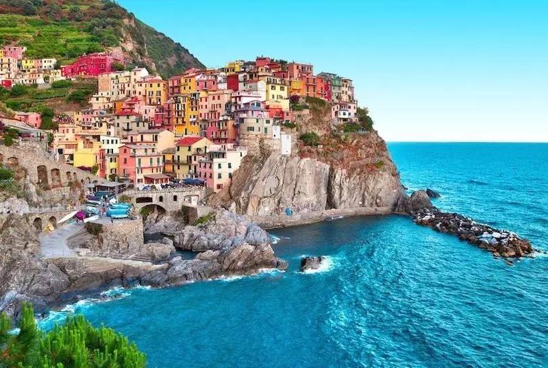 这儿是意大利北部海滨小镇五大渔村之一,但是最小的一个.