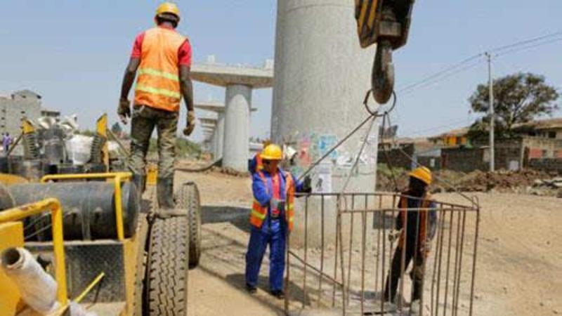 　　目前，有数以千计的中国工人参与肯尼亚的公路和铁路建设项目。 （资料图片） 