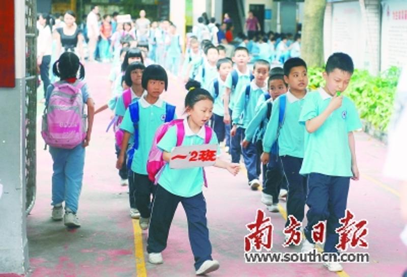 中山出台政策进一步完善民办中小学收费管理工作。图为民权路某民办小学。资料图片