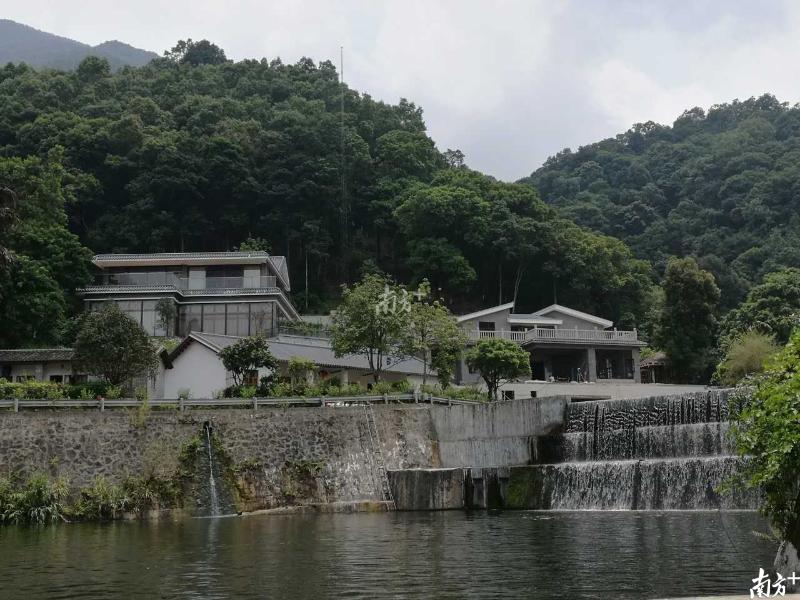 会所远景（项仙君摄）