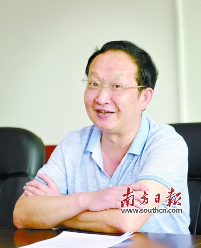 广东科学技术职业学院院长李龙图教授