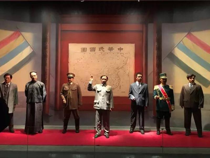 1912年孙中山任中华民国临时大总统就职典礼蜡像.