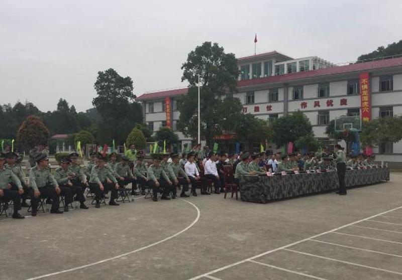 建队50周年珠海警备区两栖侦察队实弹演练内含精彩视频