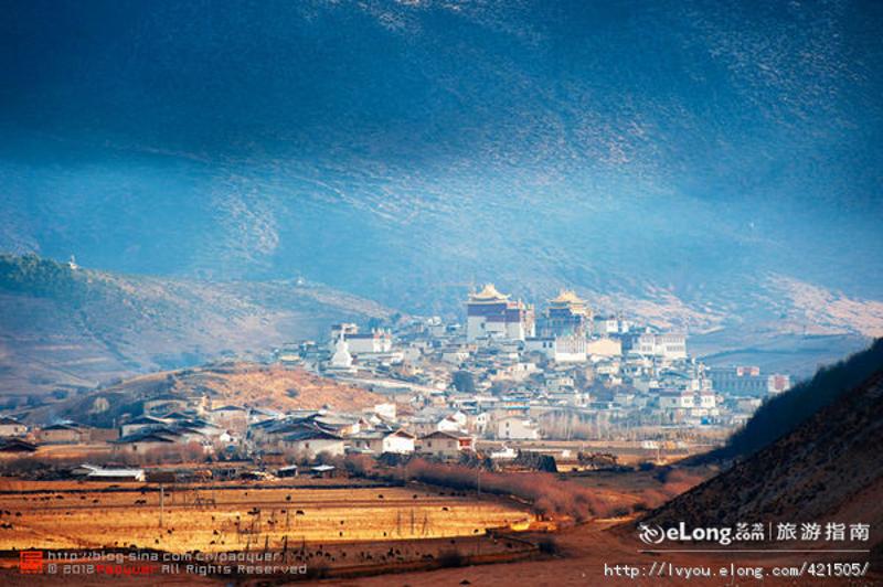 松赞林寺（图片来源：艺龙旅行专家 泡鱼儿）