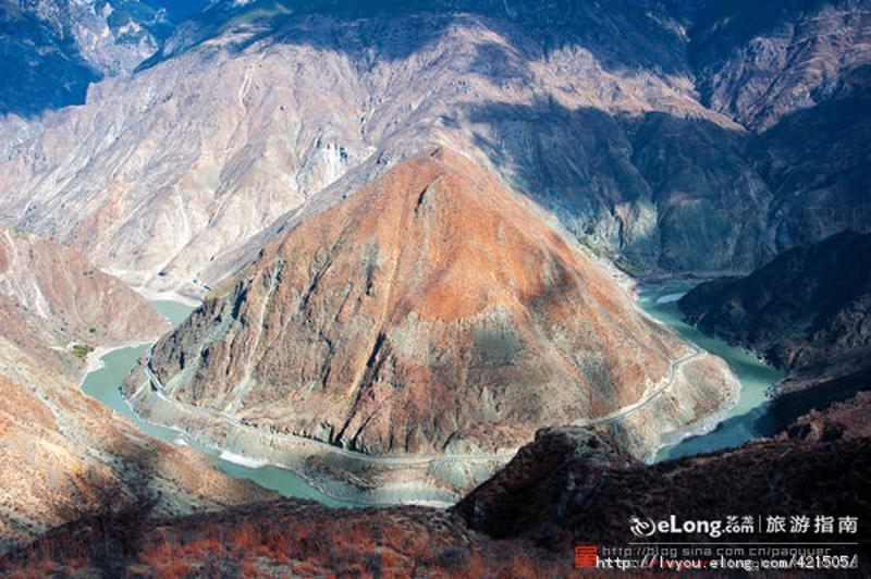 金沙江大拐弯（图片来源：艺龙旅行专家 泡鱼儿）