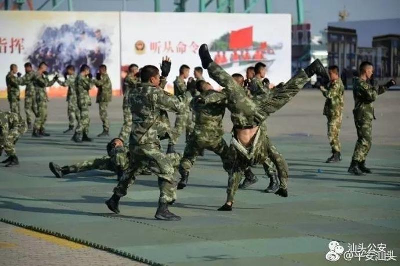 汕头市公安机关武警部队防暴处突演练精彩掠影