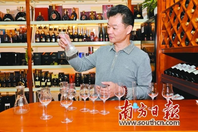 国家高级品酒师陈荣芳:一杯酒品尽人生百态