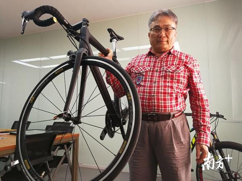 纳米体育自行车世界冠军点赞“黄江制造”最轻的赛车车架也出自这里！(图2)