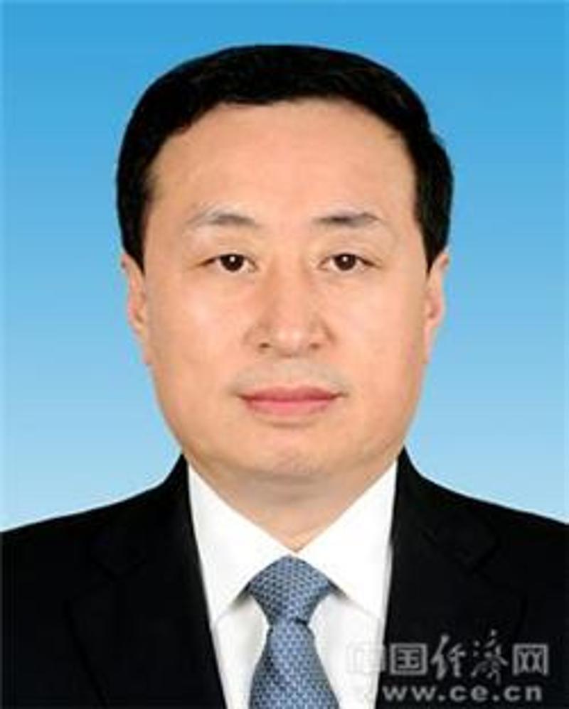 2017年4月任省委常委,副省长,省政府党组副书记兼山东行政学院院长.