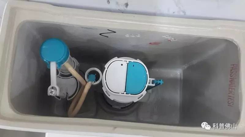 3,马桶进水管上建议