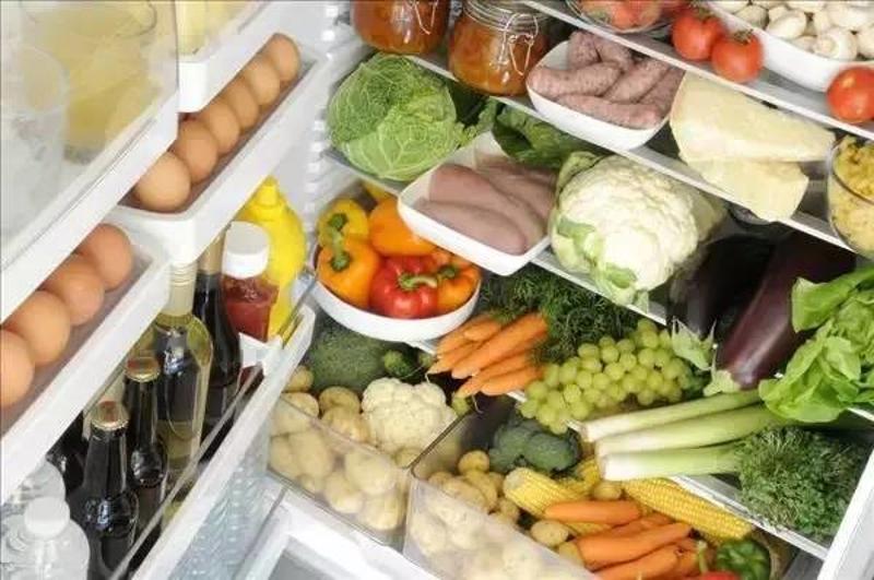 夏天冰箱这样放食物干净又健康,能省下一半电费