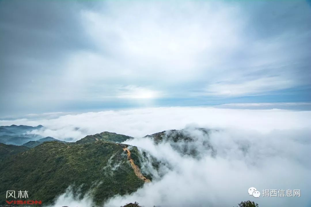 揭西下"雪"了!李望嶂冰山,雾凇美景恍若仙境!