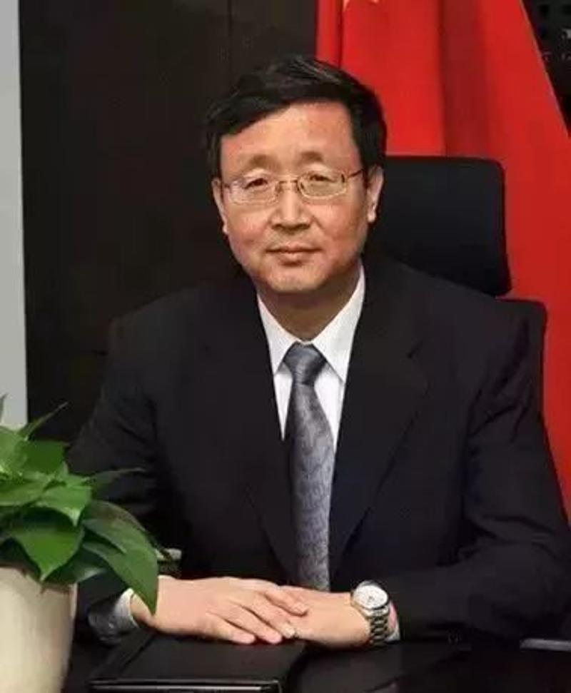 刘燕辉 男,中国建筑设计院原党委书记,顾问总建筑师.