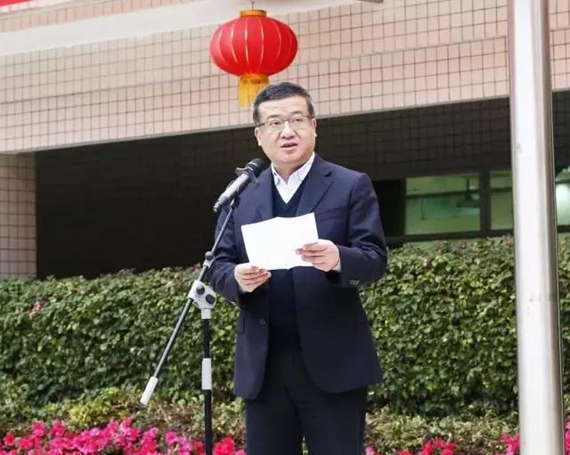 此前,广州市第六中学党委书记林伟洪新年致辞时,透露了以下办学成绩