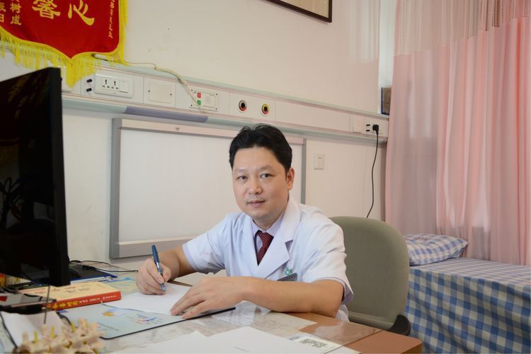 【喜讯】国内著名骨科专家杨伟毅教授3月25日再次坐诊