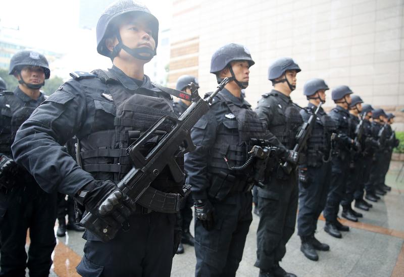 特警支队办公室主任唐海生介绍,作为广州市公安局攻坚特战力量,羊城