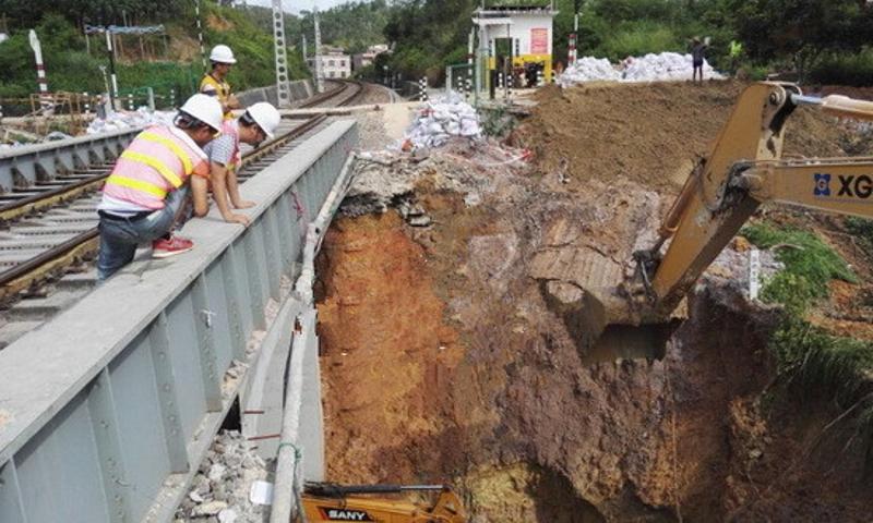 黎湛铁路电气化改造湛江段完成最大下穿涵洞顶进施工