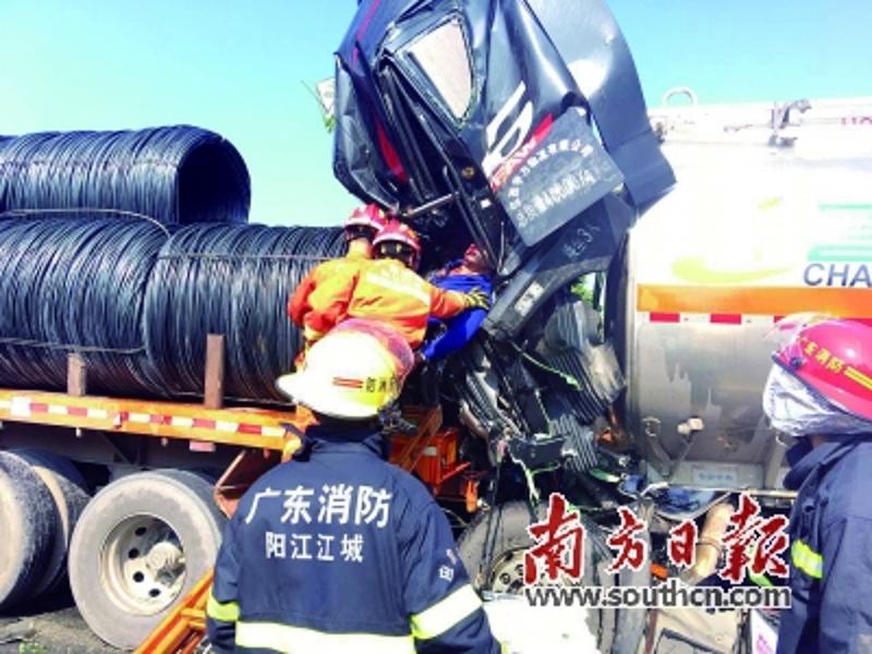 韦智锋 陈瑞锋)3日早上8时许,沈海高速往湛江方向距离阳江服务站几