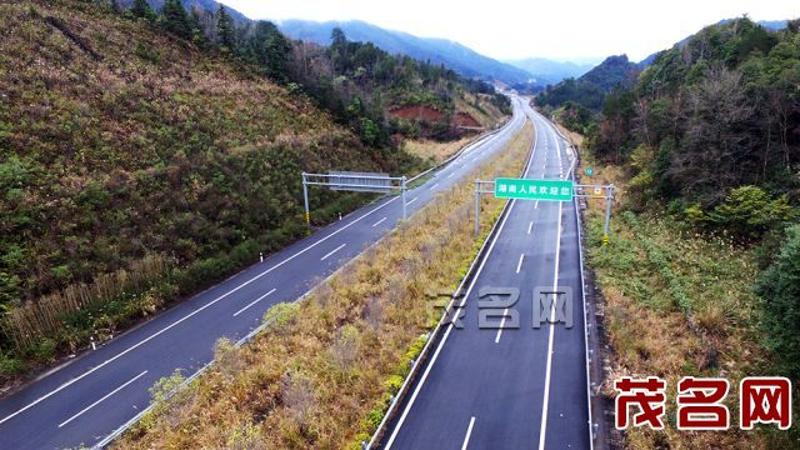 包茂高速桂林段图片