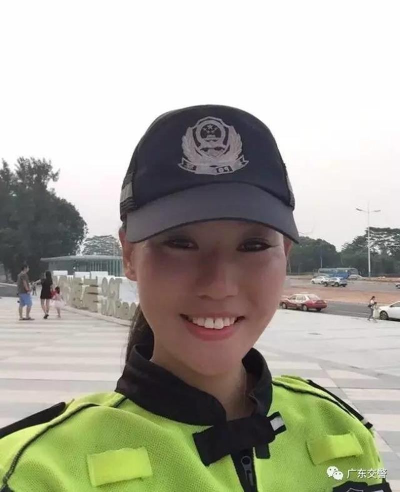 深圳女交警图片图片