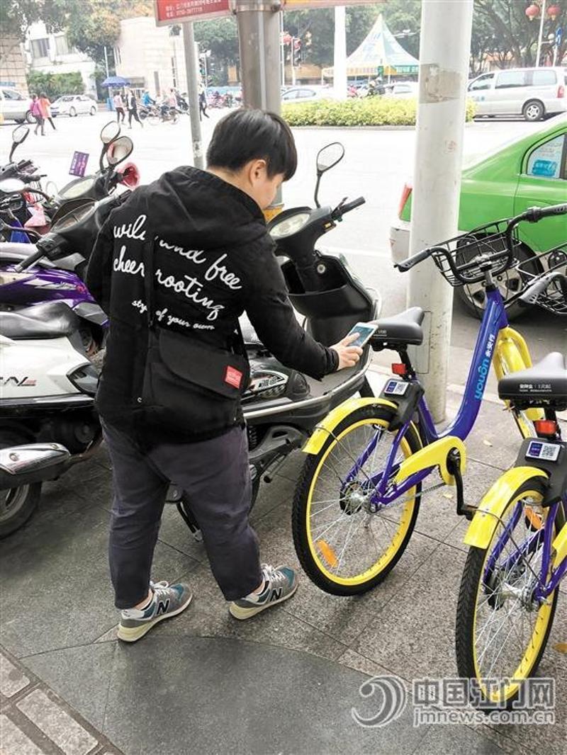 不一定非得打車回家,還能考慮騎共享單車,權當醒酒和鍛鍊了