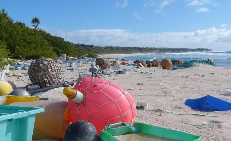 地球上污染最严重无人岛:岛上充斥17吨塑料垃圾