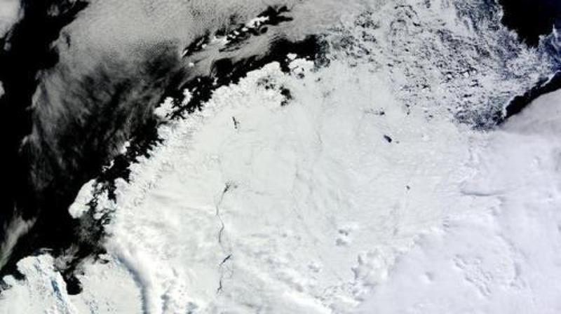 南极威德尔海。 NASA 图